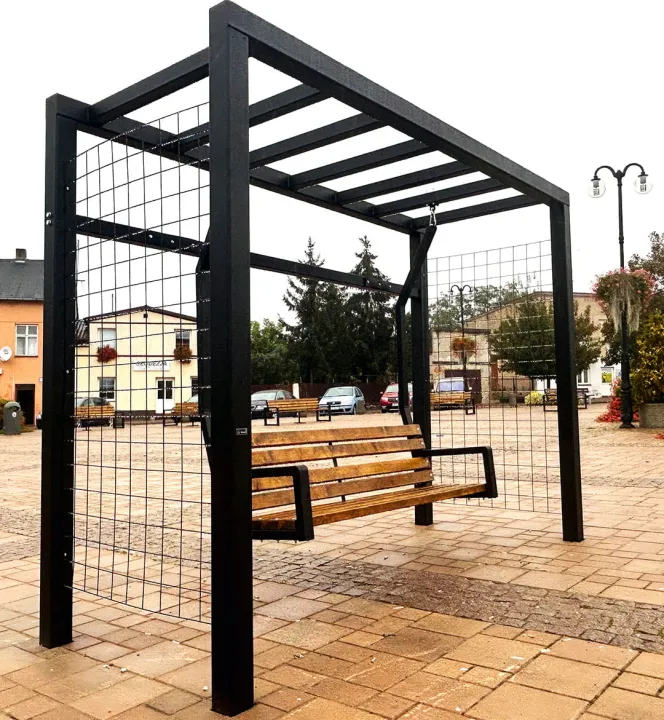 Drewniano stalowa huśtawka miejska (5).jpg